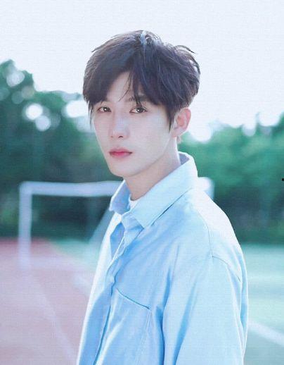 白敬亭田曦薇娱乐吃瓜,娱乐吃瓜引发网友热议